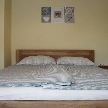 Boros Vendeghaz I. Pensionat Kőszeg